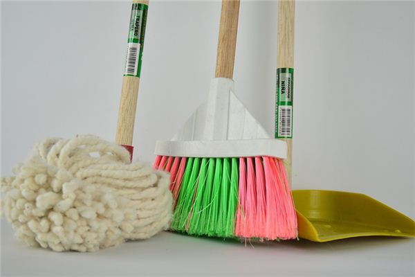The meaning and symbol of dustpan in dream