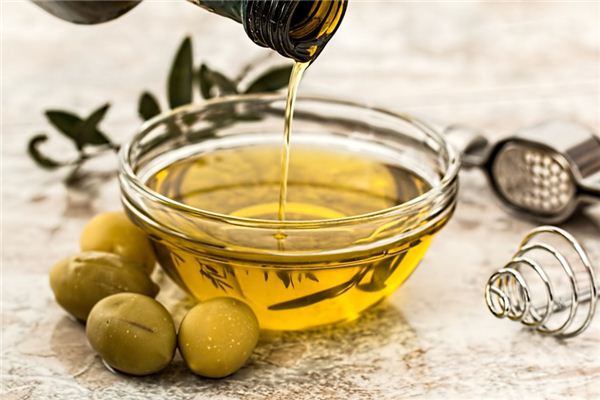 The meaning and symbol of olive oil in dream