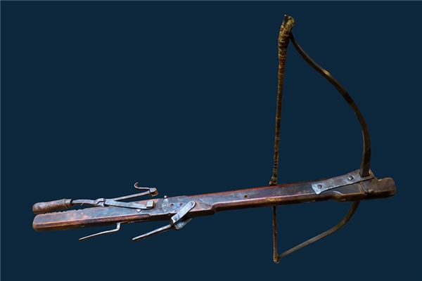 The meaning and symbol of Crossbow in dream