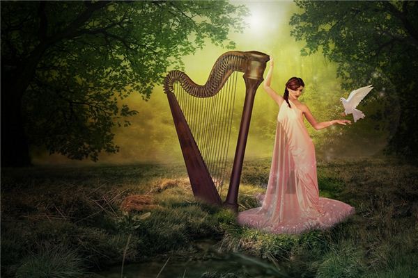 The meaning and symbol of harp in dream