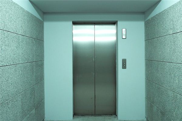 The meaning and symbol of elevator in dream
