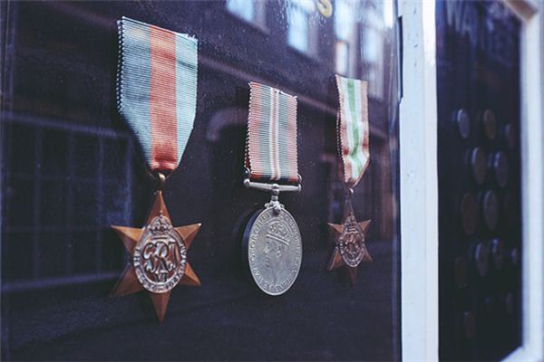 The meaning and symbol of medal in dream