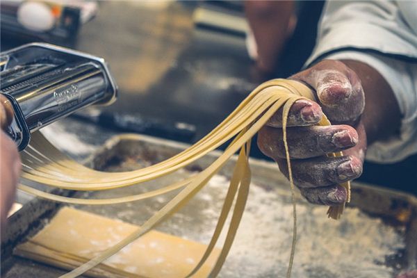 The meaning and symbol of making noodles in dreams