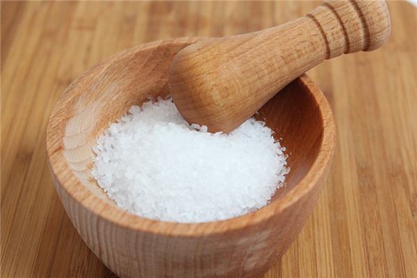 The meaning and symbol of buying salt in dreams