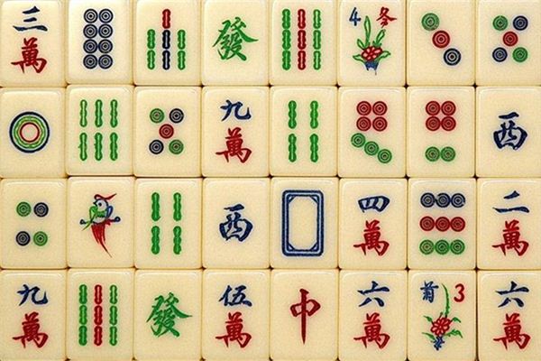 The meaning and symbol of playing mahjong in dreams