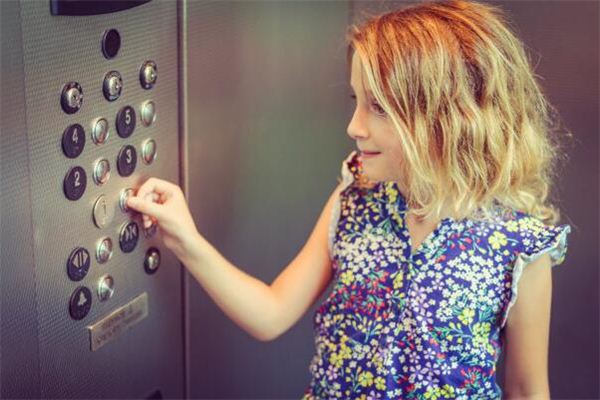 The meaning and symbol of elevator lifting in dreams