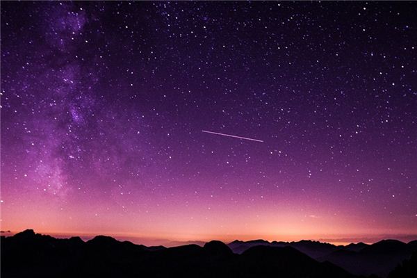 The meaning and symbol of shooting stars in dreams