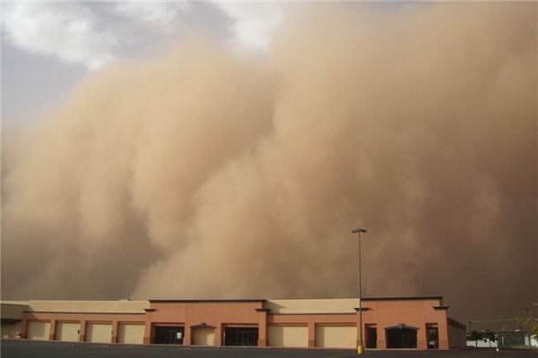 The meaning and symbolism of sandstorms in dreams