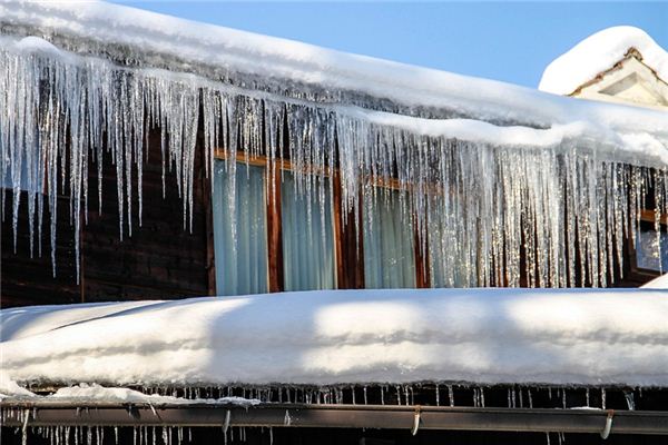 The significance and symbol of ice pillars in dreams