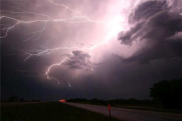 The meaning and symbol of the Thunder in the dream