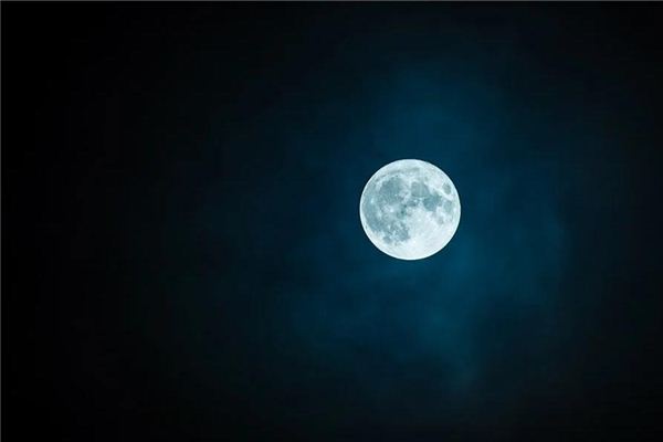 The meaning and symbol of Miyun’s open moon brightly in dreams