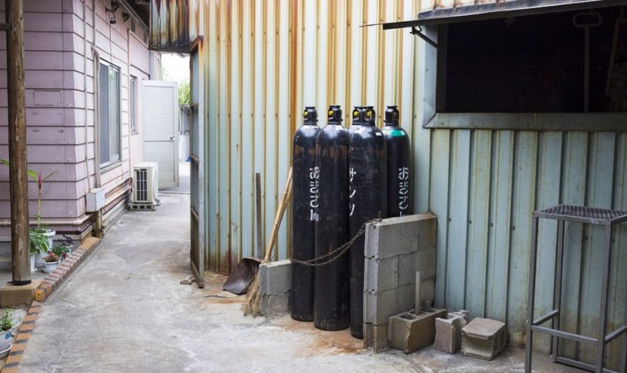 Dreaming of gas cylinders -13 Symbols and Meanings