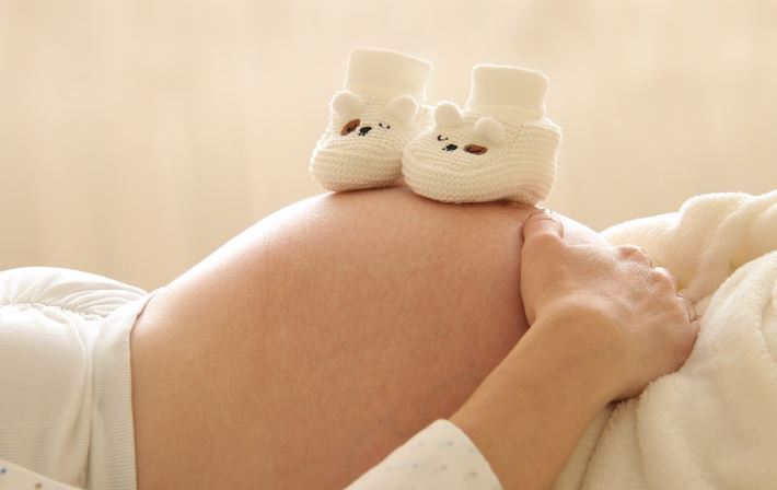 Dreaming of a pregnant woman (20 symbols and meanings)