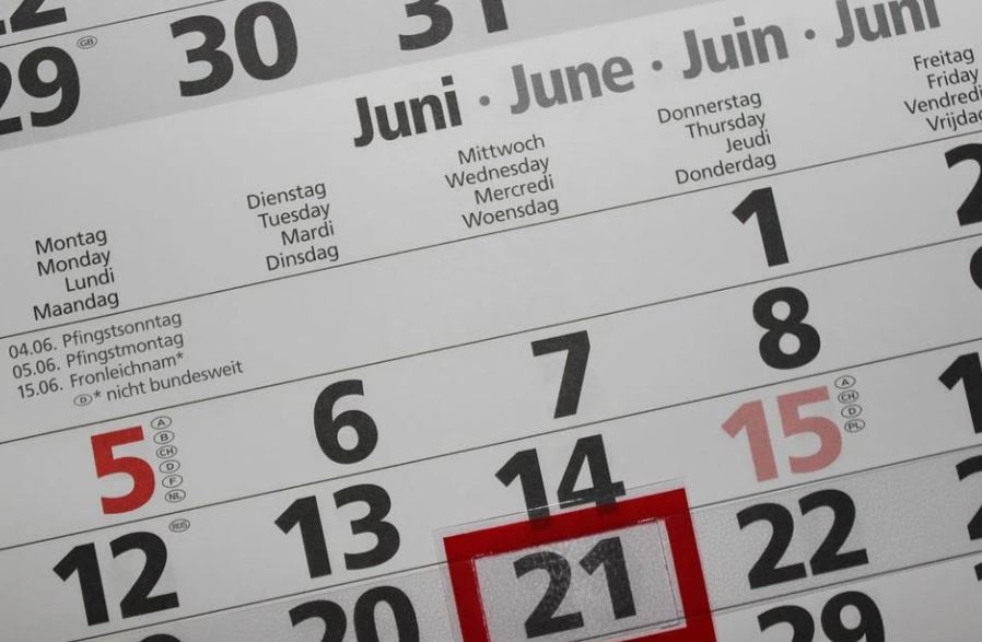 Dreams about calendar : 22 Symbols and Meanings