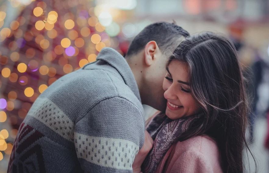 Dreaming of a Lover : 10 Symbols and Meanings