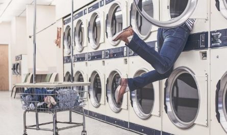 Dreaming of Washing Clothes : 12 Symbols and Meanings