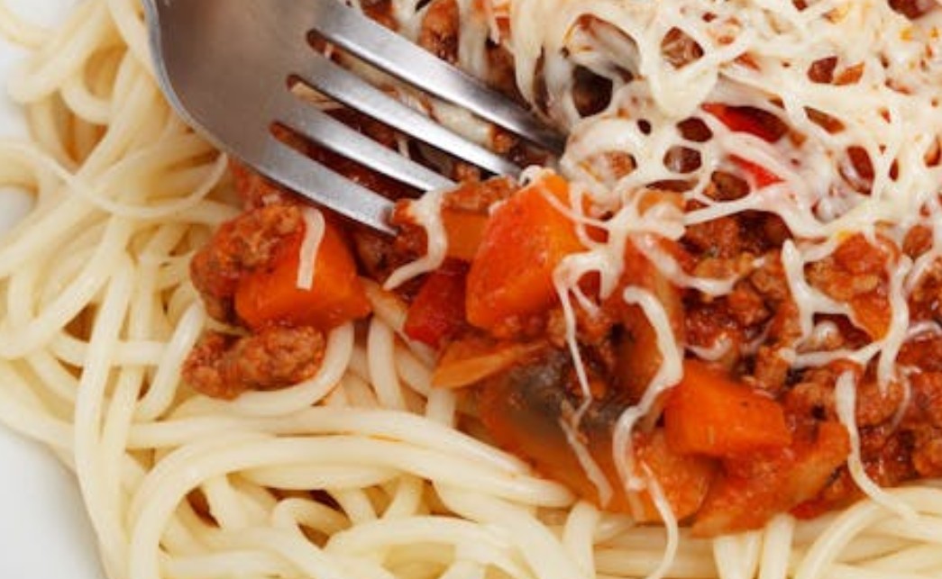 Dreaming of Pasta : 12 Symbols and Meanings