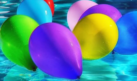 15 Symbolic Meanings of Dreams About Balloons