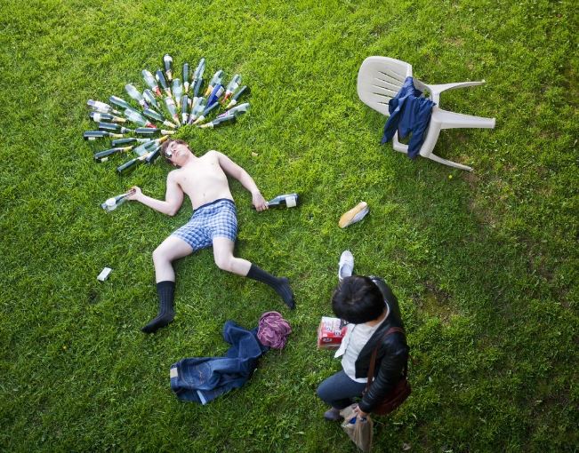9 Symbolic Meanings of Dreaming of Fainting