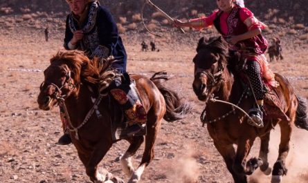11 Symbolic Meanings of Dreaming of Being Chased
