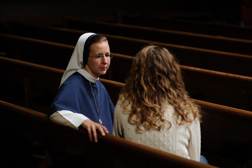 What does it symbolize to dream of a nun?