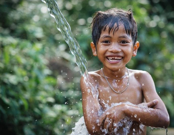 What does dreaming of taking a bath symbolize?