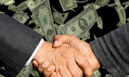 What does it symbolize to dream of borrowing money?