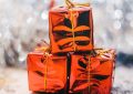 9 Symbolic Meanings of Dreaming About Giving Gifts